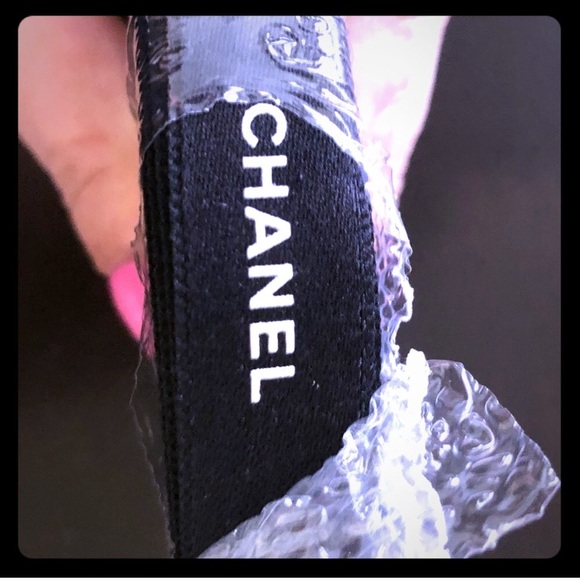 💯% Authentic CHANEL Ribbon Spool - Picture 2 of 5